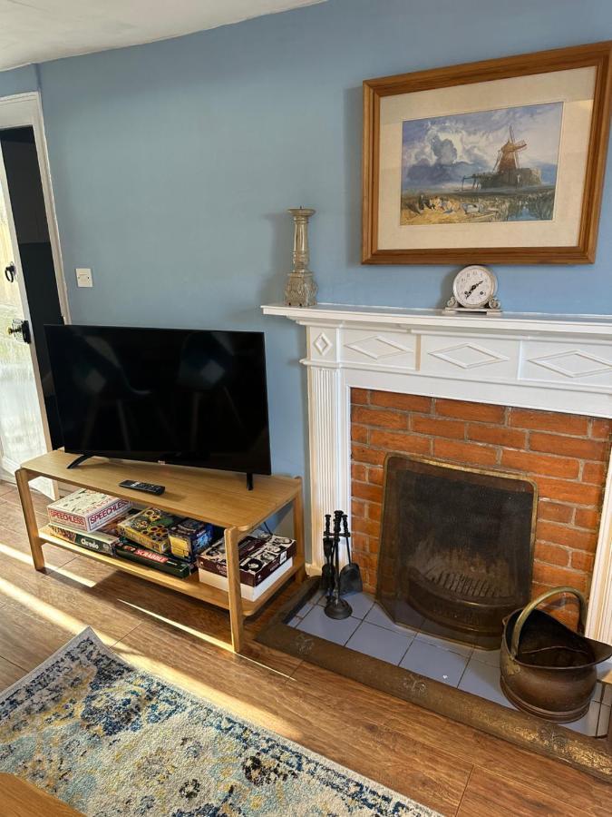 2 Bedroomed Fisherman'S Cottage Near Quay Blakeney  Exterior photo