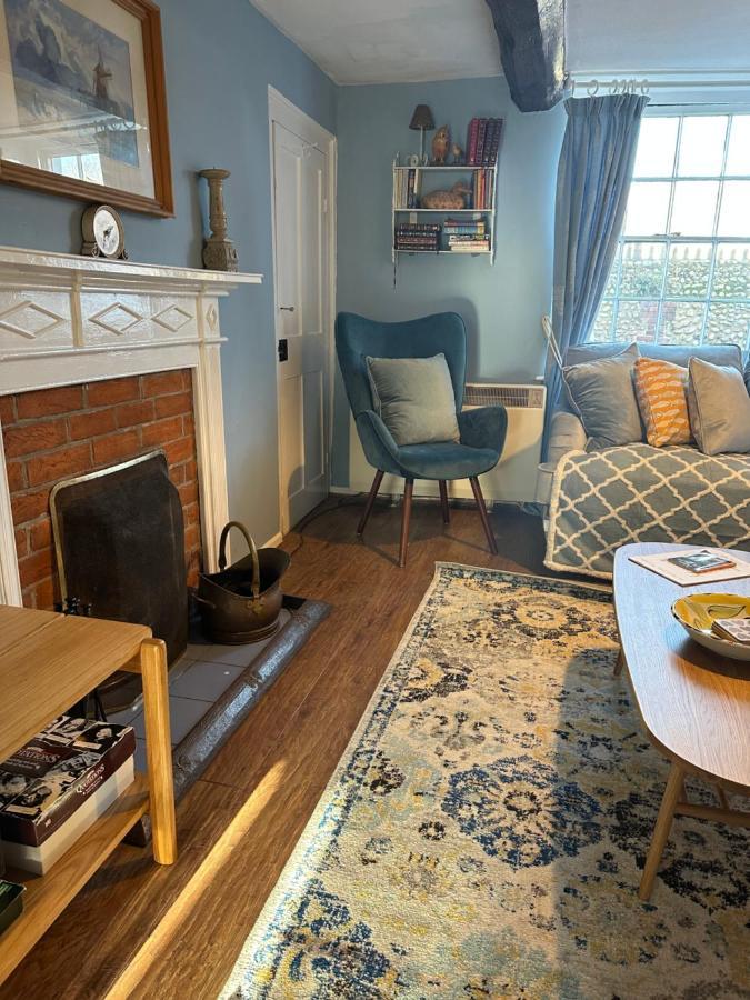 2 Bedroomed Fisherman'S Cottage Near Quay Blakeney  Exterior photo